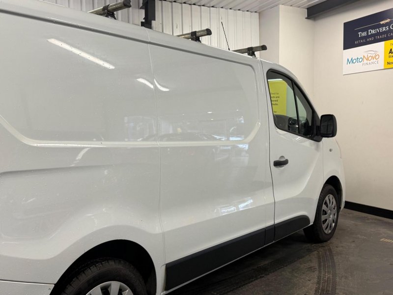 RENAULT TRAFIC