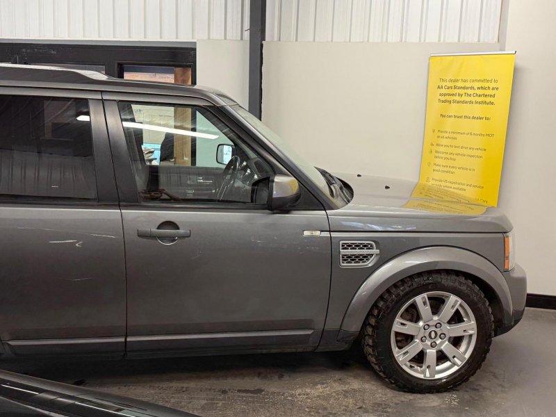LAND ROVER DISCOVERY 4