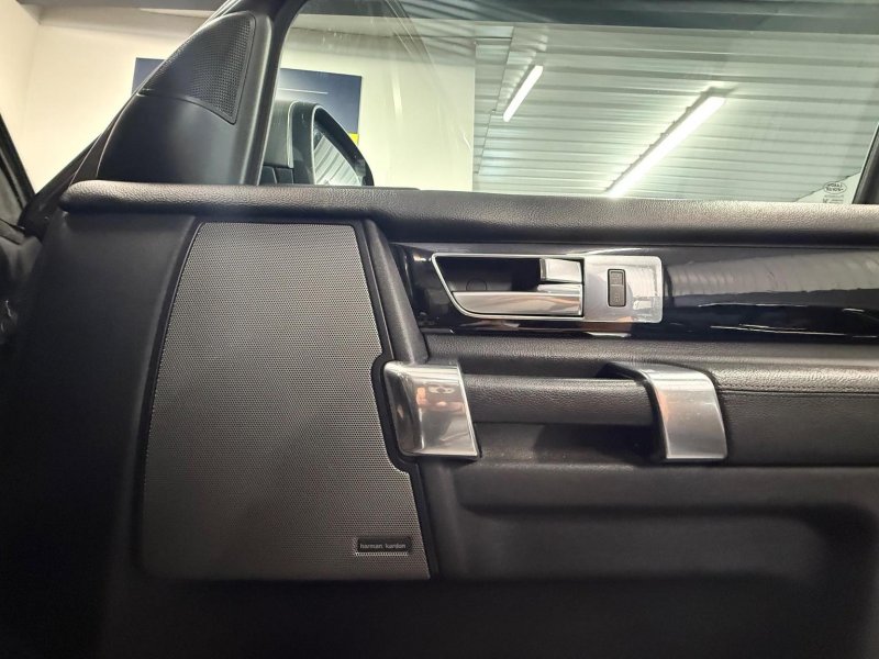 LAND ROVER DISCOVERY 4