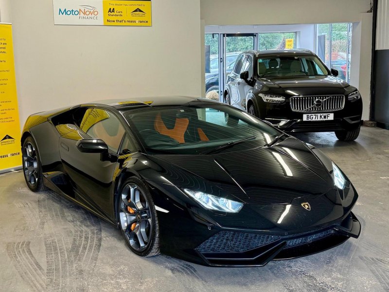 LAMBORGHINI HURACAN