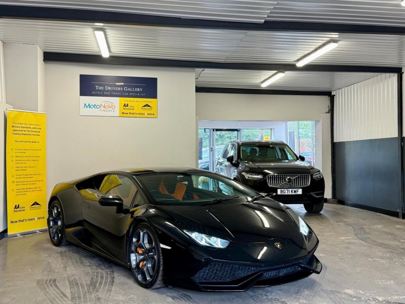 LAMBORGHINI HURACAN