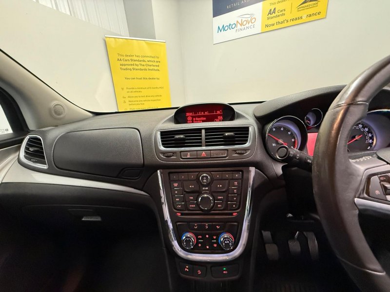 VAUXHALL MOKKA
