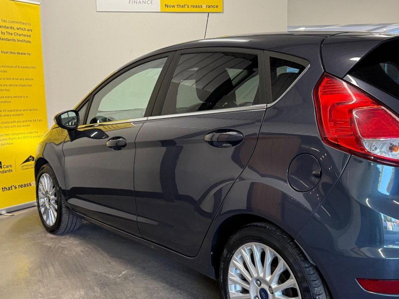 FORD FIESTA