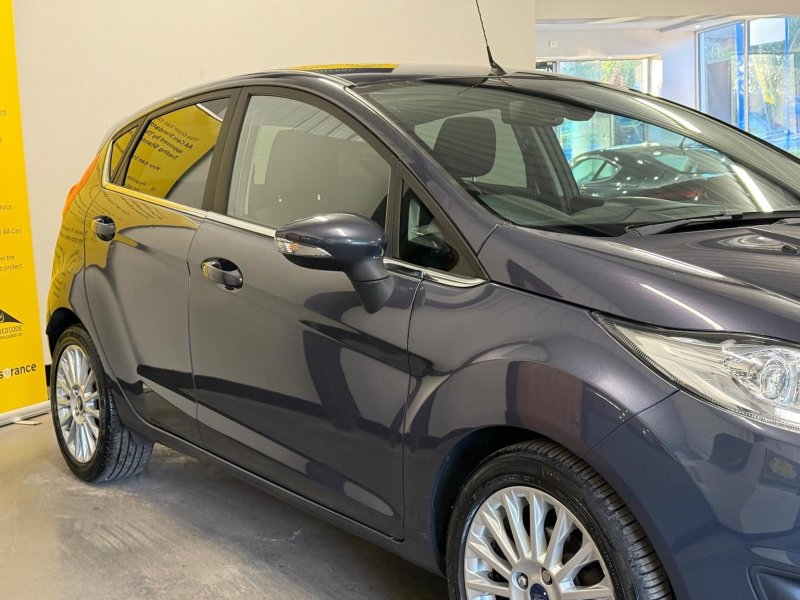 FORD FIESTA