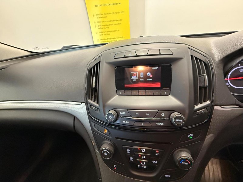 VAUXHALL INSIGNIA