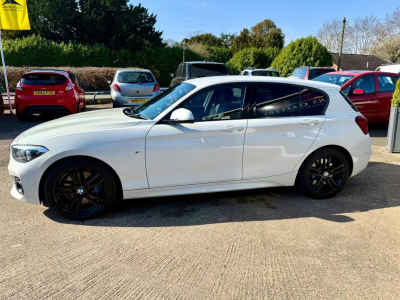 BMW 1 SERIES