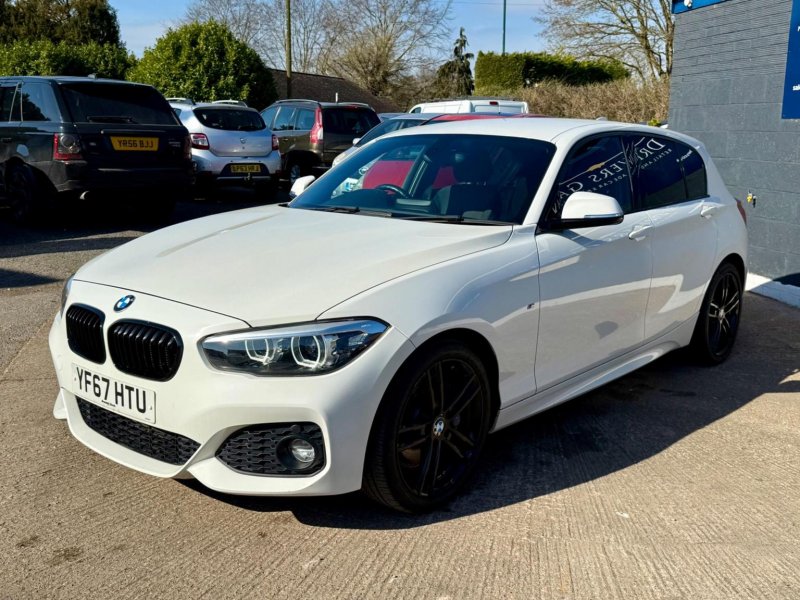 BMW 1 SERIES