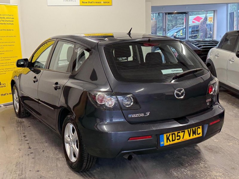 MAZDA MAZDA3