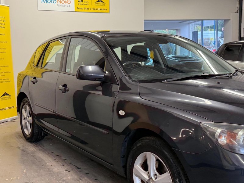 MAZDA MAZDA3