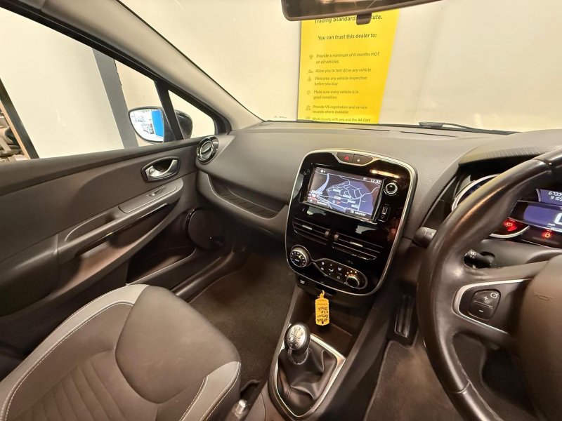 RENAULT CLIO