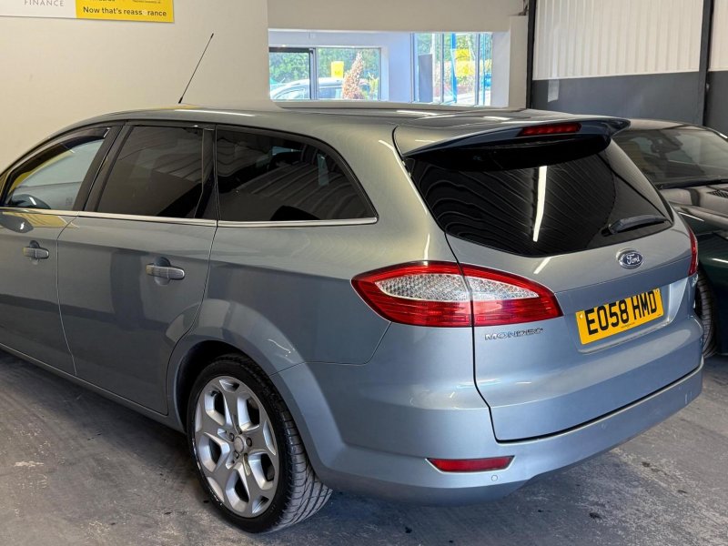 FORD MONDEO