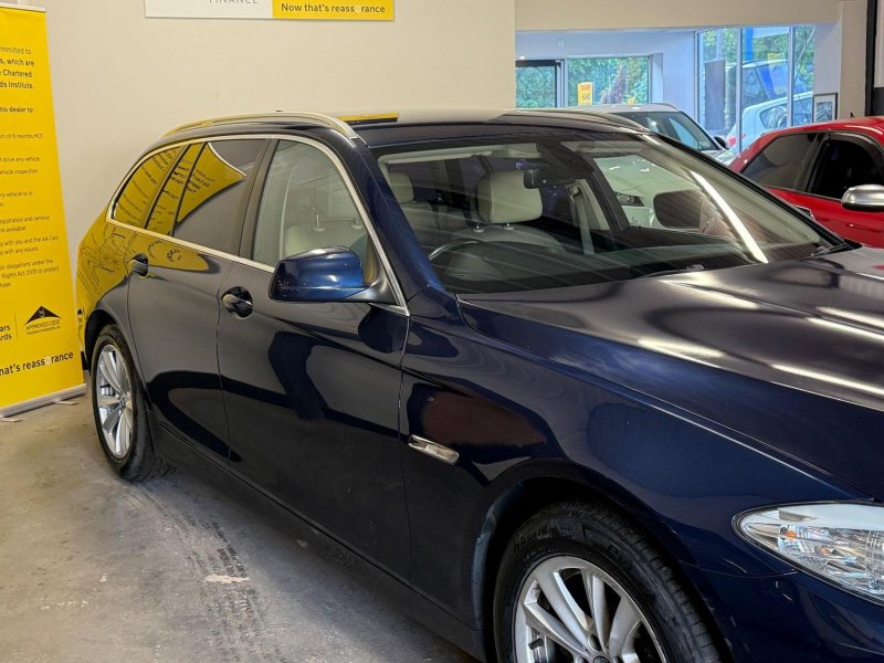 BMW 5 SERIES
