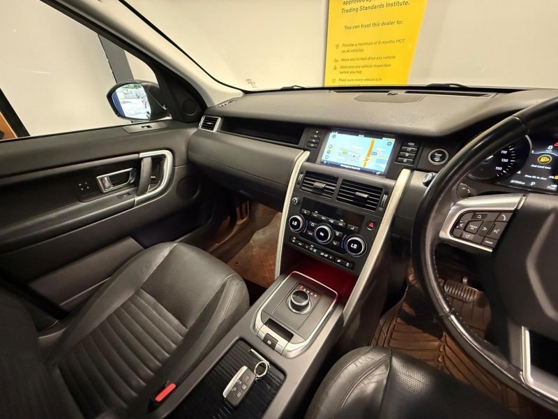 LAND ROVER DISCOVERY SPORT
