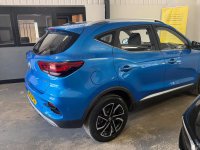 MG ZS