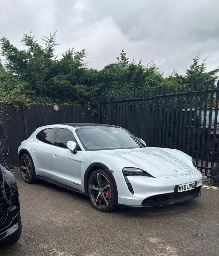 PORSCHE
