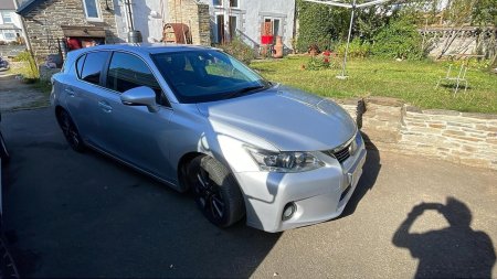LEXUS