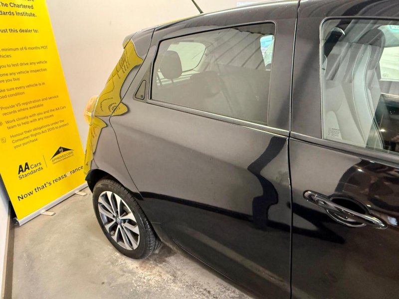 RENAULT ZOE